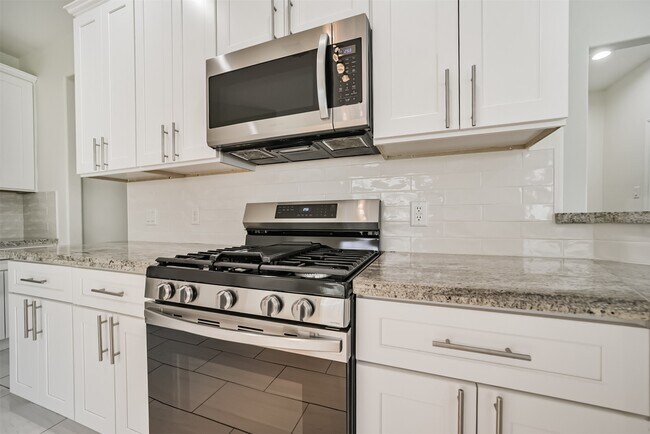 Building Photo - 10618 Bassoon Dr