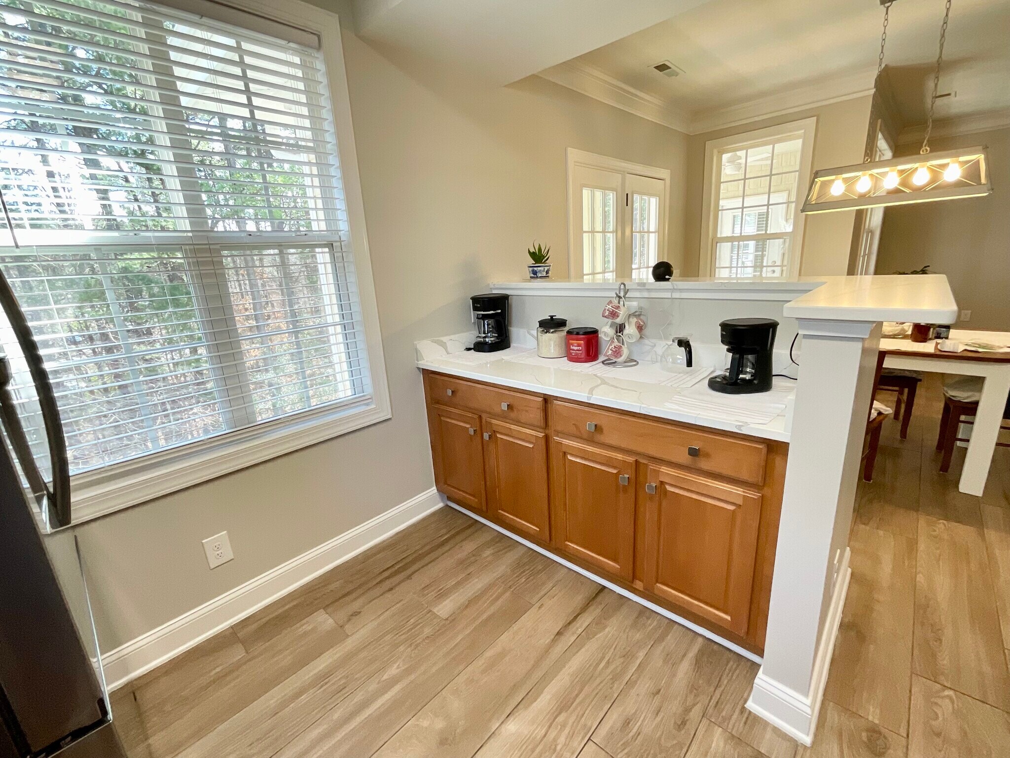 Building Photo - 833 Providence Glen Dr