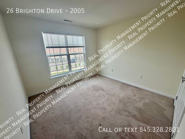 Building Photo - 26 Brighton Dr