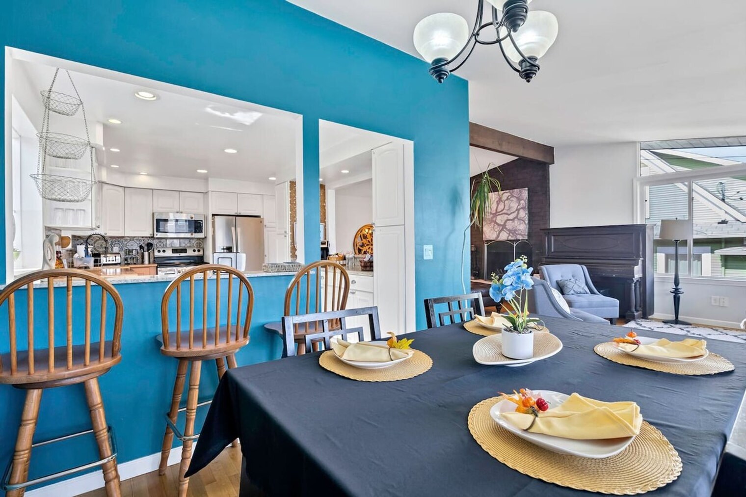 Building Photo - 9813 62nd Ave S