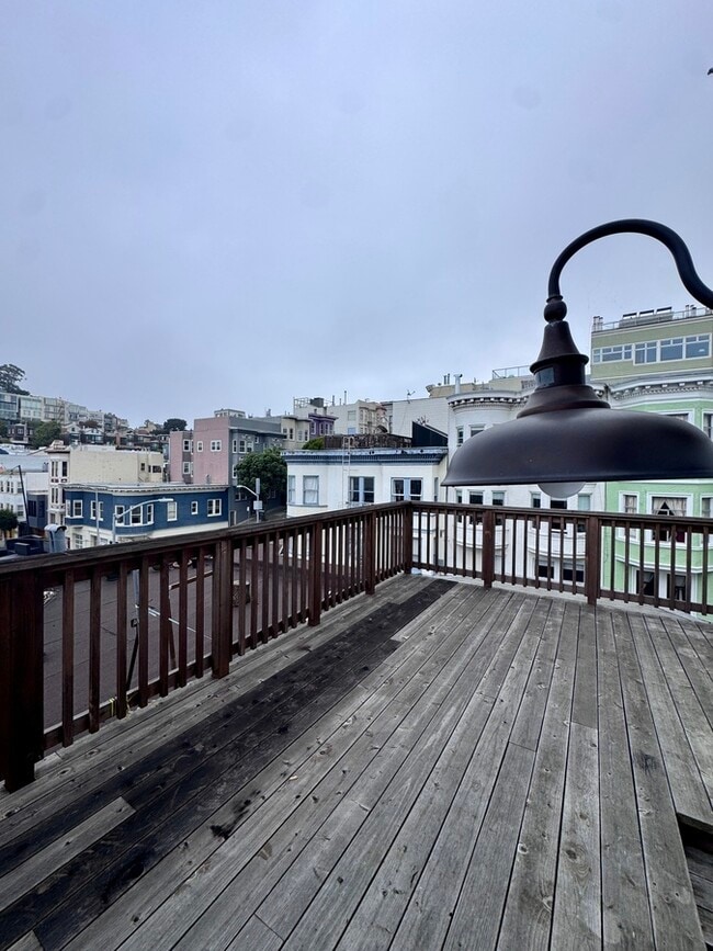 Building Photo - 1249 Kearny St