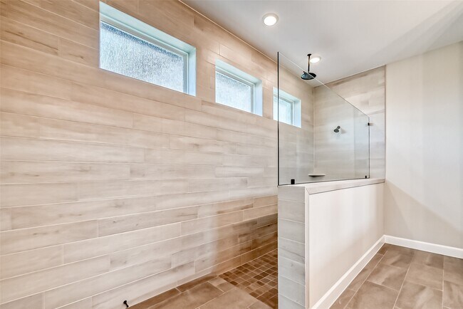 Building Photo - 610 Vineyard Hollow Ct