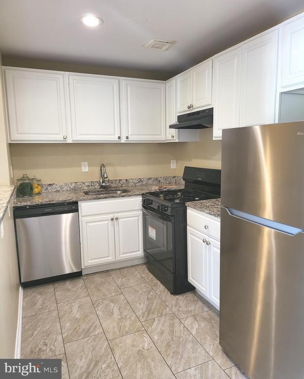 Building Photo - 4513 Romlon St
