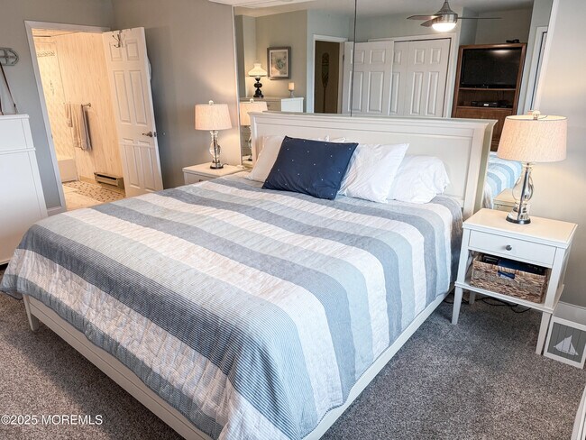 Building Photo - 1 21st Ave