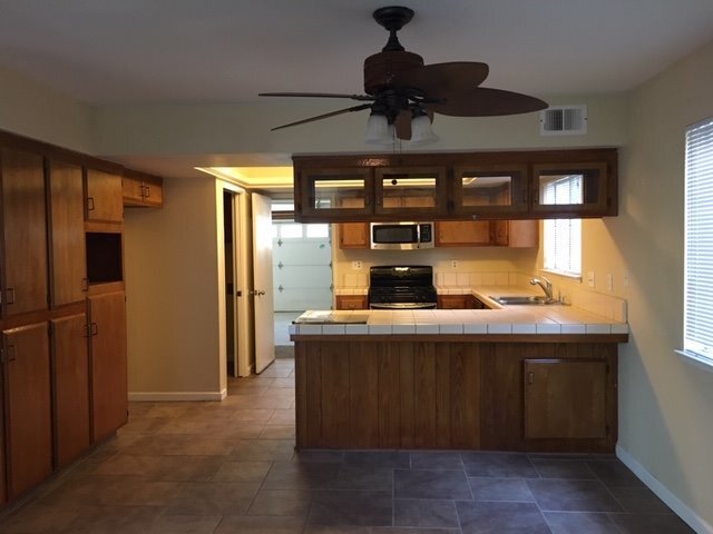 Building Photo - Silvercreek beauty. Come make this beautif...