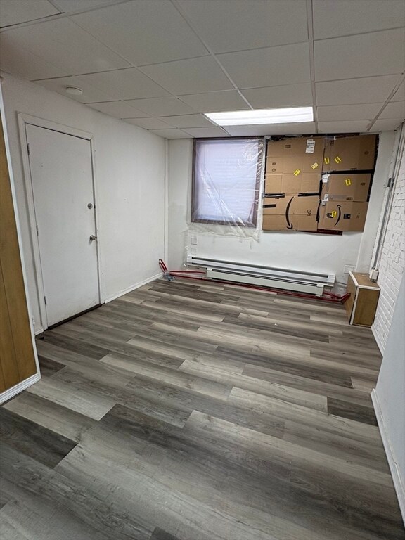 Building Photo - 76 Maple St