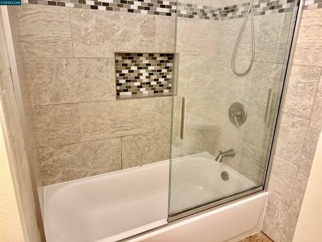 Building Photo - 1564 Candelero Dr