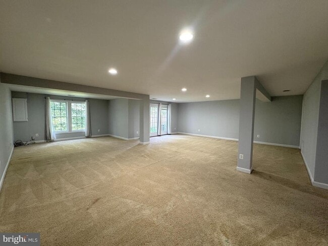 Building Photo - 15028 Gaffney Cir