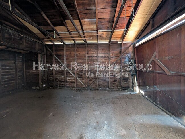 Building Photo - 5932 Morse Dr