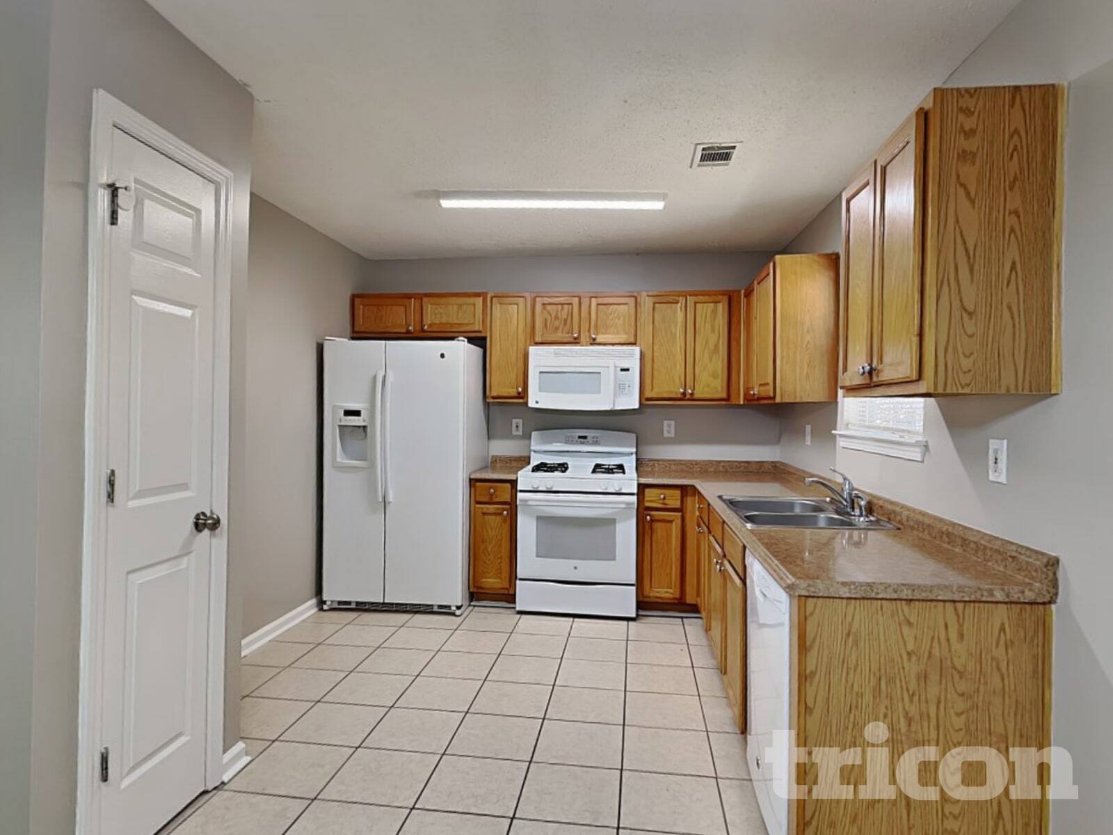 Building Photo - 4265 Reserve Hill Crossing