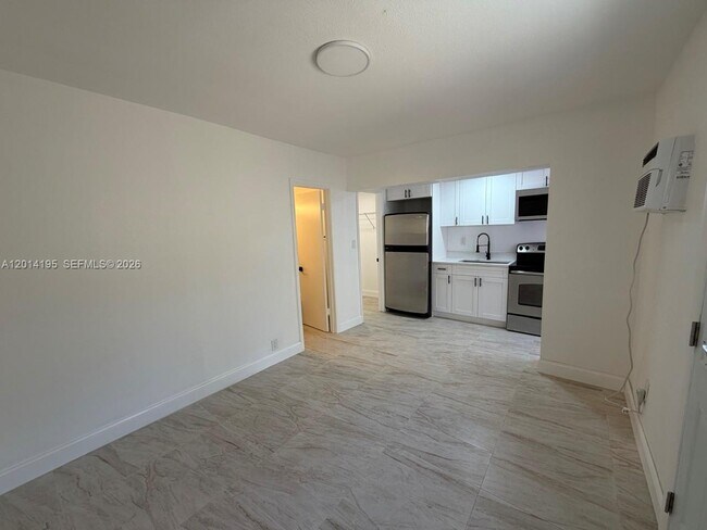 Building Photo - 7840 NW 5th Ave