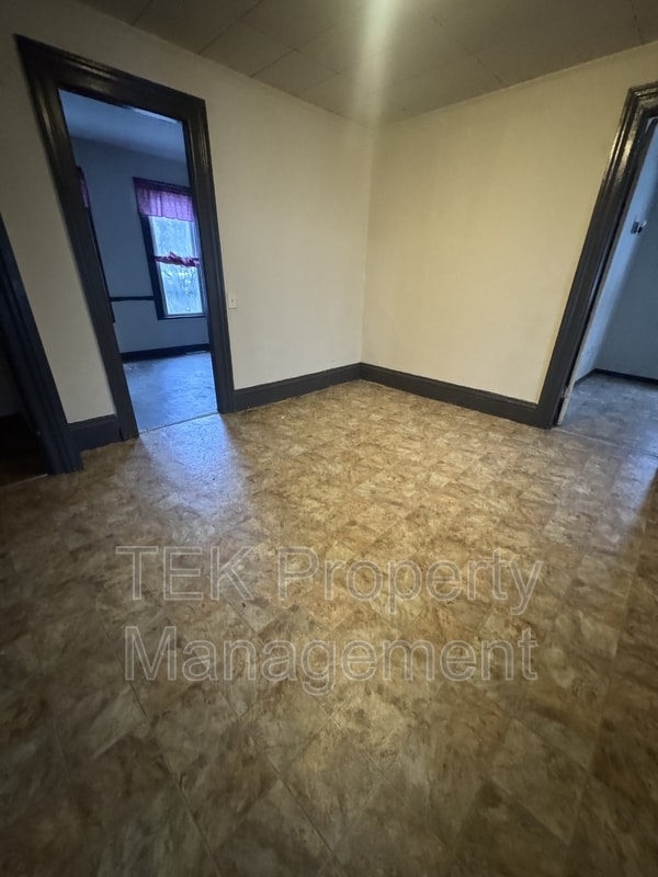 Building Photo - 127-129 Avenue B