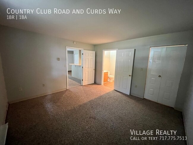 Building Photo - 631 Country Club Rd