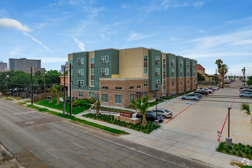 Building Photo - Avanti Legacy South Bluff