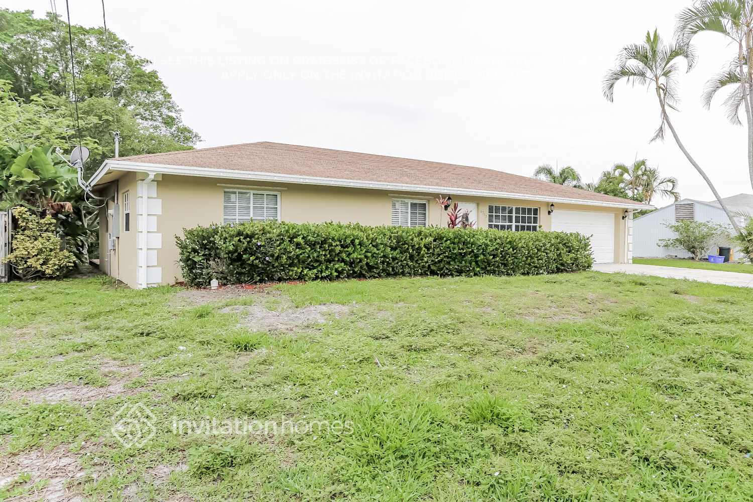 Building Photo - 6713 Riparian Rd