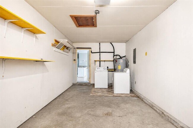Building Photo - 107 Cardinal Acres Dr