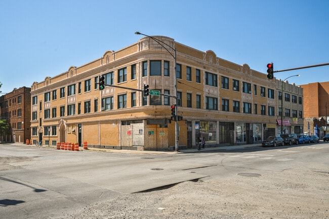Building Photo - 1206 W 83rd St