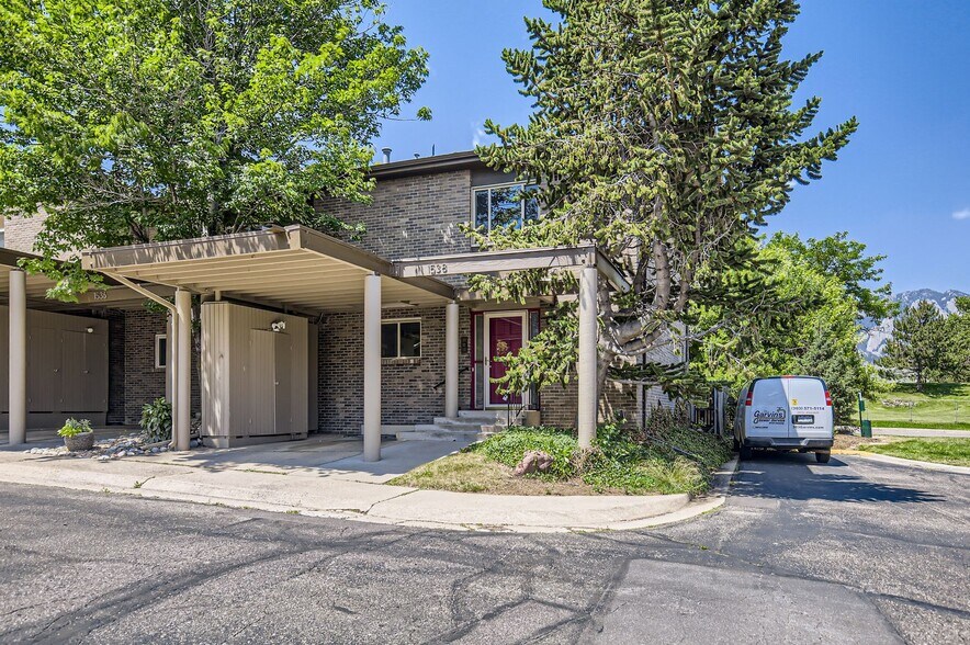 Building Photo - 1538 Chambers Dr