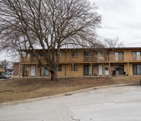 Building Photo - 15311-11 Knox Ave-