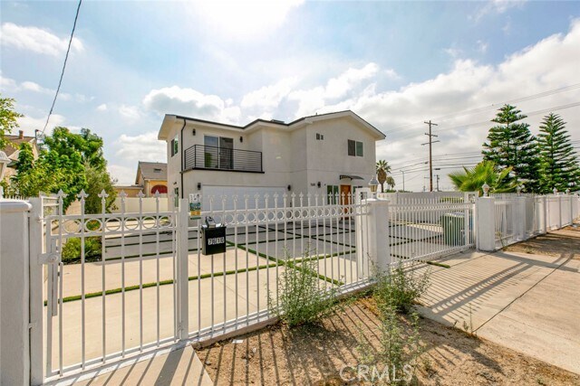 Building Photo - 7610 Gentry Ave