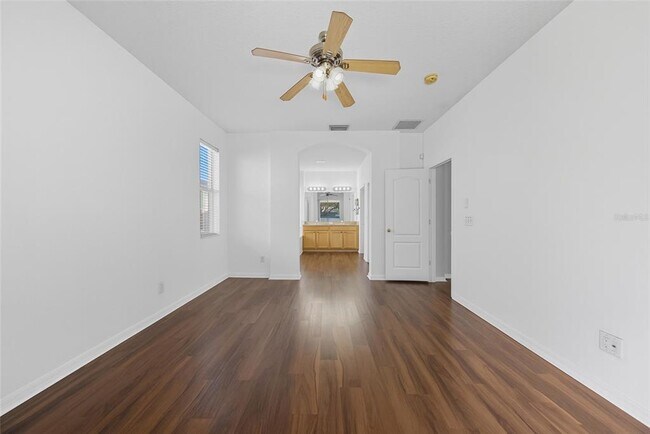 Building Photo - 8630 Sandy Plains Dr