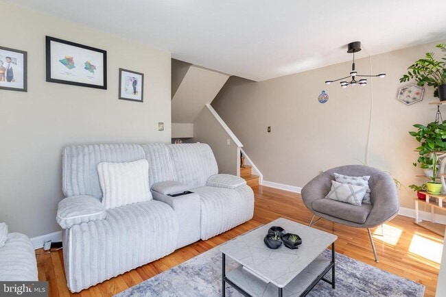 Building Photo - 9308 Canterbury Riding