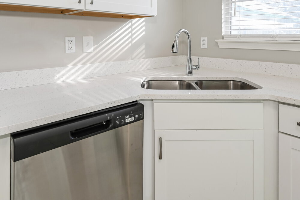 Building Photo - 12358 Carriann Cove Trail S