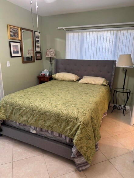 Building Photo - 3362 Cynthia Ln