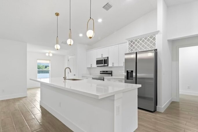 Building Photo - 8575 99th Ct