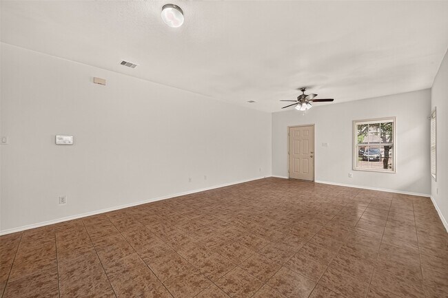 Building Photo - 22023 Westerpine Ln