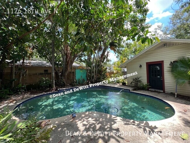 Building Photo - 1126 18th Ave N