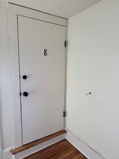 Building Photo - 7 Tamarack Hill Dr