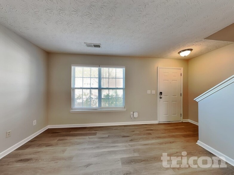 Building Photo - 4681 Raven Wood Loop