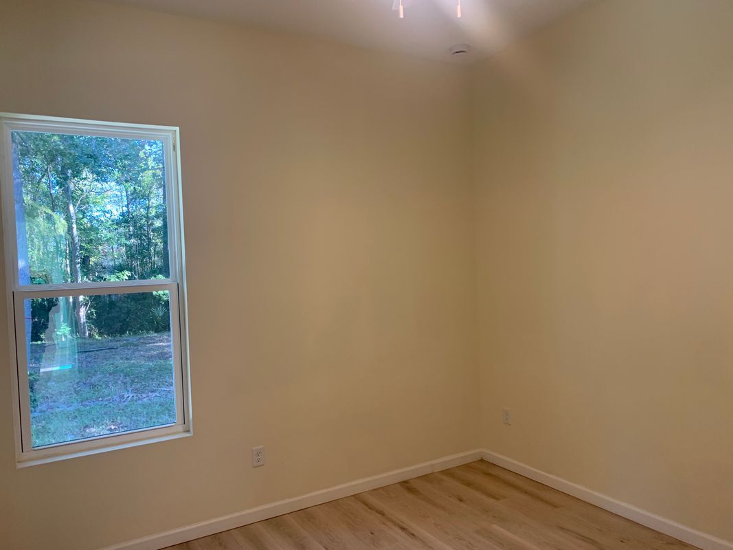 Building Photo - 5871 Collins Rd