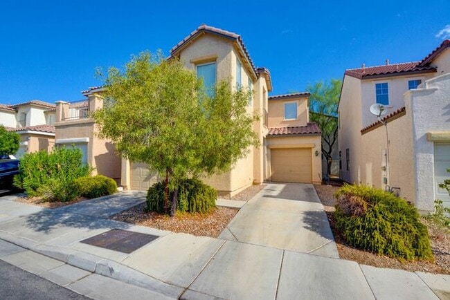 Building Photo - BEAUTIFUL 2 STORY SINGLE FAMILY HOME WITH 3 BEDROOMS AND 2.5 BATHS LOCATED IN SOUTHWEST