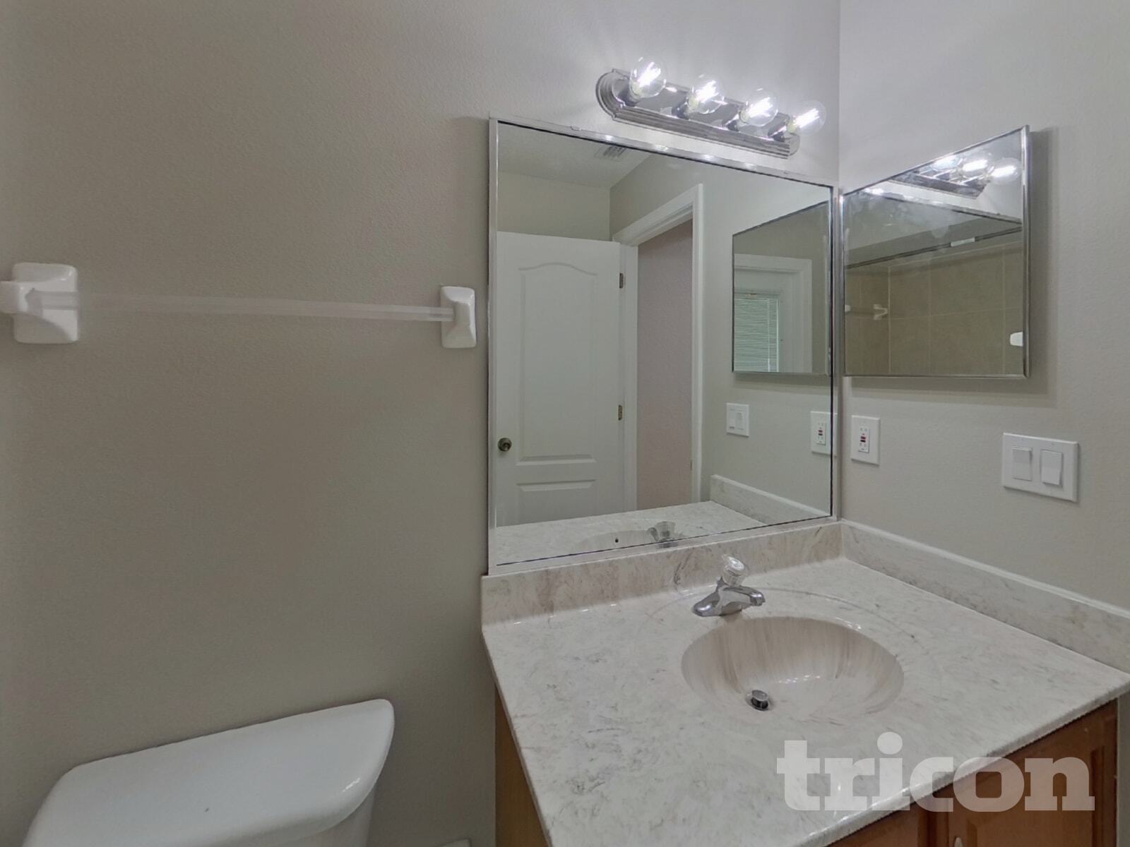 Building Photo - 1181 Creekview Ct