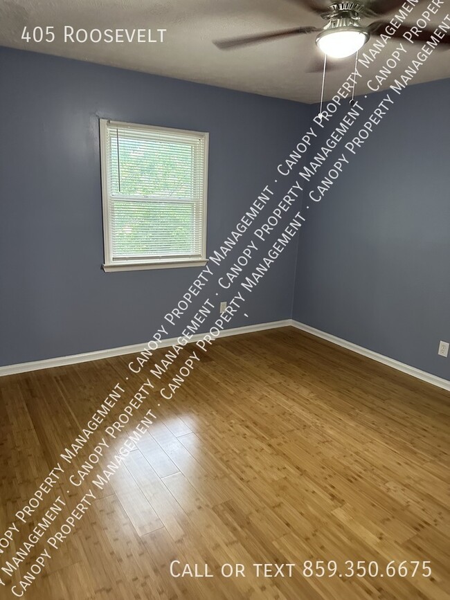 Building Photo - 405 Roosevelt-
