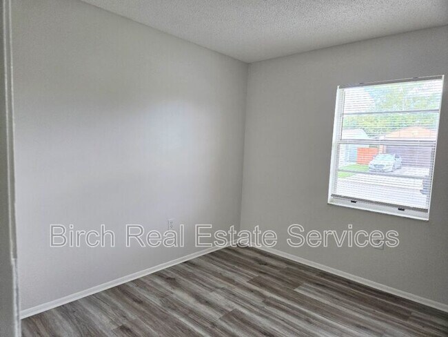 Building Photo - 5122 Muriel Ln