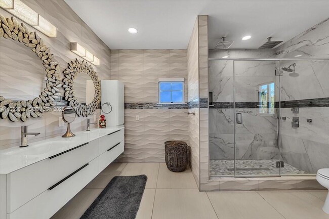 Building Photo - 1700 Cleveland Rd