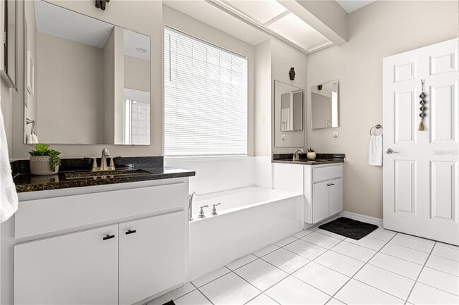 Building Photo - 6744 SW 113th Pl