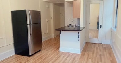 Building Photo - Arts Condominium [1324]