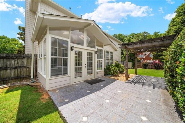 Building Photo - 1085 Arbor Creek Dr