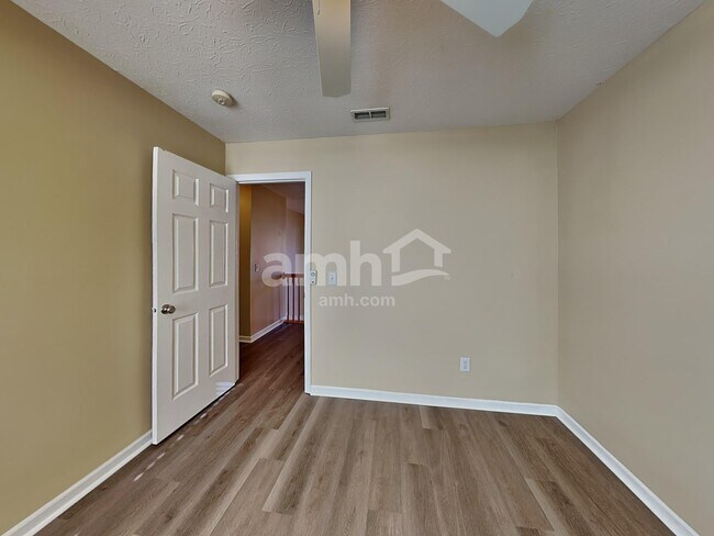 Building Photo - 11795 Langham Crescent Ct