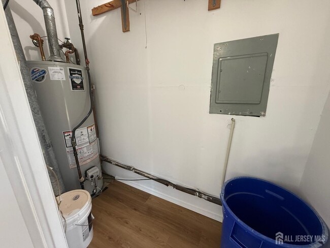 Building Photo - 351 Constitution Cir