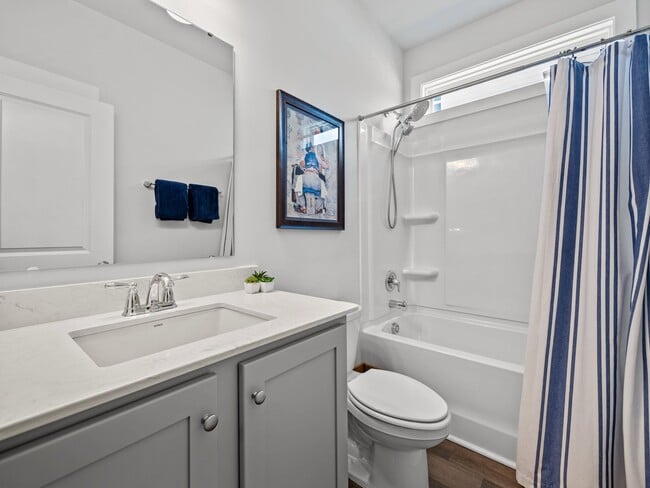 Building Photo - 338 Edgewater Wy