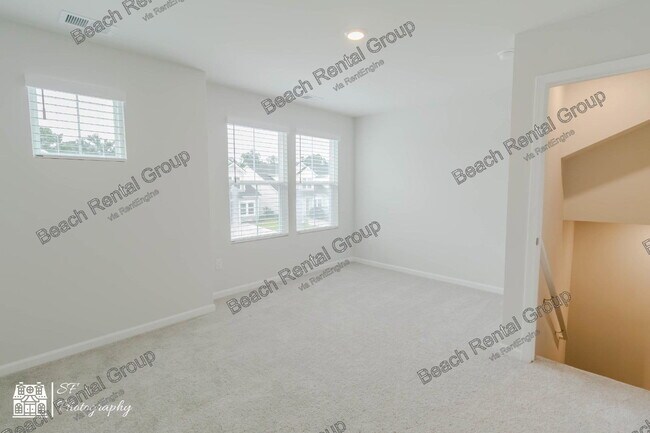 Building Photo - 540 Harrison Mill St