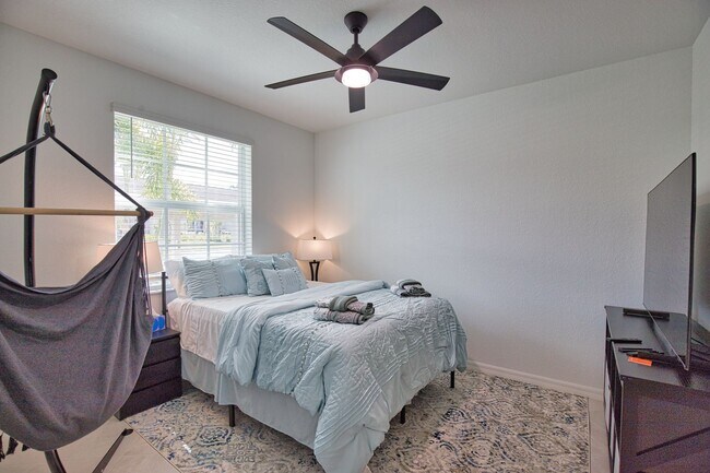 Building Photo - Golf Transfer New Construction 3-Bedroom 2-Bathroom First Floor Condo in the desirable Wellen Gol...