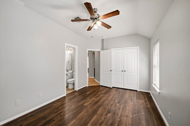 Building Photo - 28211 Emerald Creek Ln