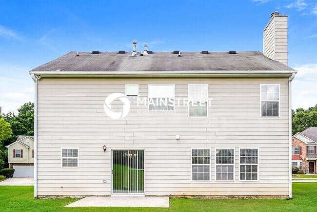 Building Photo - 4 Bedroom Pet-Friendly Home in Ellenwood, GA with Main Street Renewal