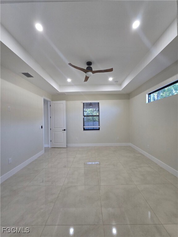 Building Photo - 2200 SW 32nd St